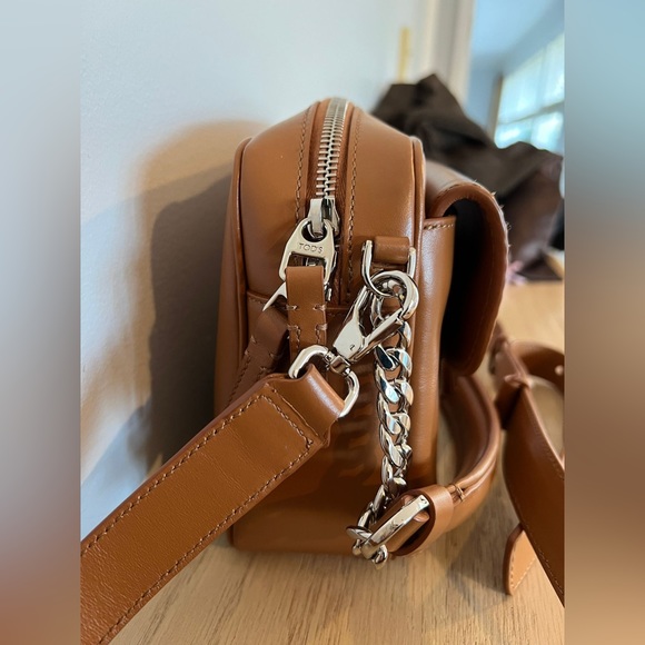 Tod’s double T camera bag - Picture 7 of 10